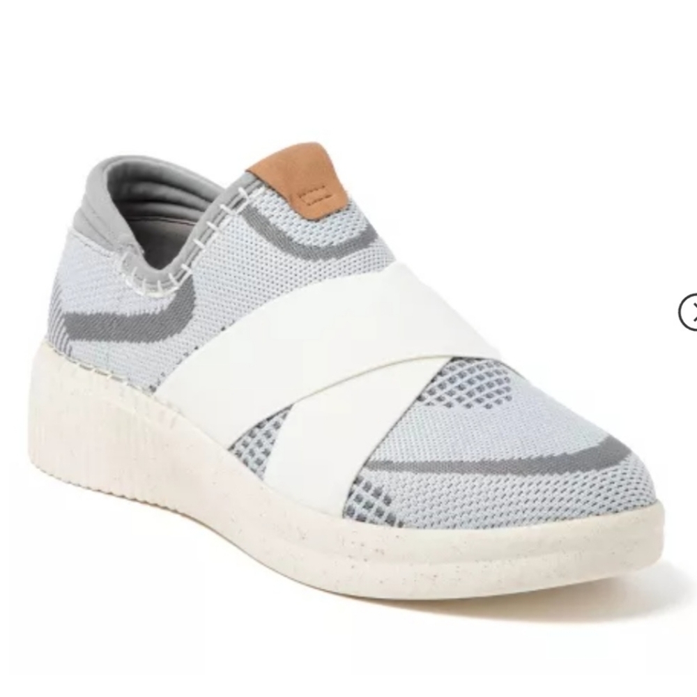 NEW Dearfoams Women's 9 Livie X Strap Knit Trainer Sneakers